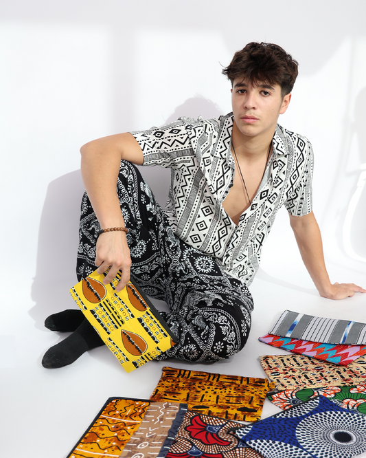 Stylish Diverse Patterned Pouch